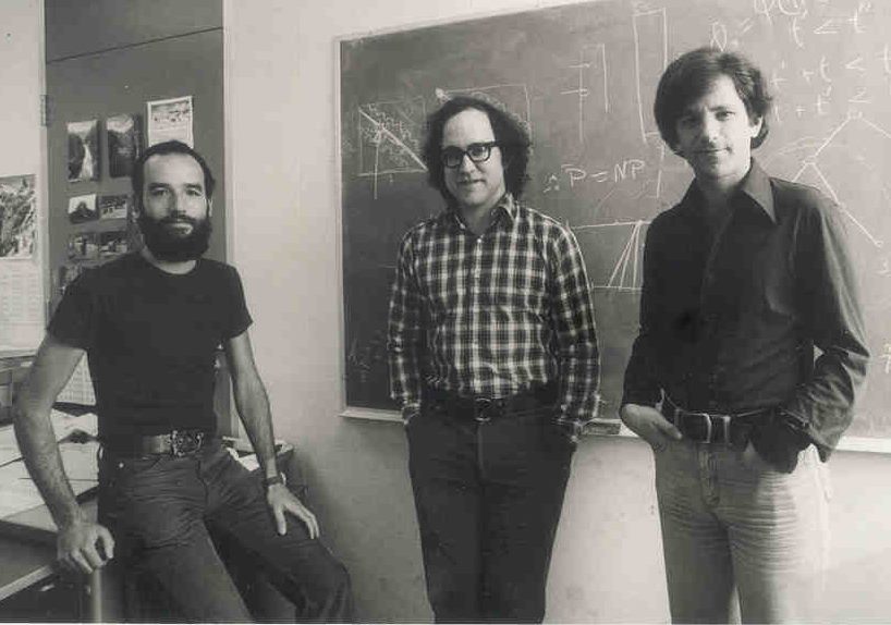 Adi Shamir, Ronald Rivest und Leonard Adleman (von links) um 1977