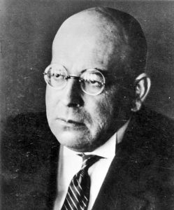 Oswald Spengler (Bundesarchiv, Bild 183-R06610 / CC-BY-SA 3.0)