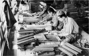 Soroban-Herstellung 1949 in der Präfektur Kagoshima im Süden von Japan