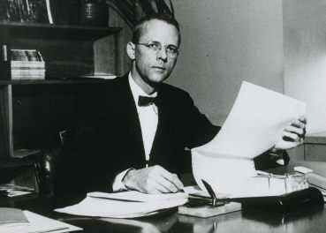 1961 als Management-Professor (Foto MIT)